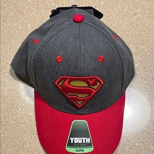 Berkshire Kids Superhero Cap - Red and Gray